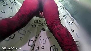 pee wetting my leggings