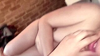 Best friends girl gives sloppy blowjob