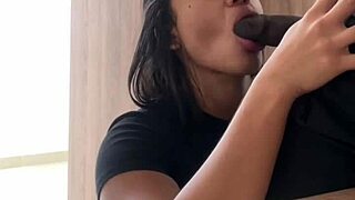 I love sucking bbc -amateur couple- nysdel