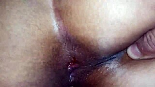Semen en la cara de colegiala