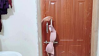 Hot housewife shows her pantie and calls me in her room