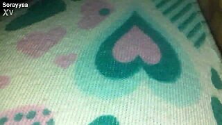 Bragas con estampado de corazoncito en video casero