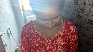 Desi Bhabhi Called Boyfriend Home To Fuck Her
