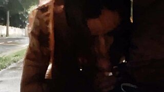 Risky handjob for hot babe at the bus stop!