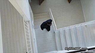 secretaresse verdient haar baan terug door baas zijn enorme bbc hard te berijden