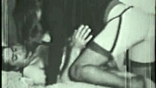 घर में अकेले विंटेज टैबू फैमिली नॉटी हो जाती है!