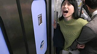 hey, japanese mature makiko tsurukawa groped on train, so wild