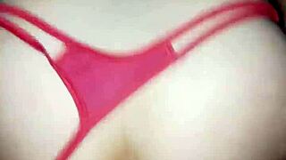 „Хей, виж тази аржентинска аматьорка взема големия ми кур в стегнатия й задник и путка за пълно яздене!“