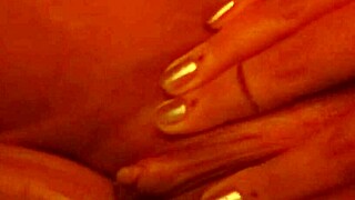 Otthoni amatőr baszás hatalmas klitorisszal vadul! 😍