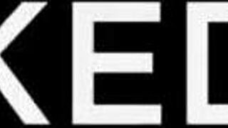 Vixenplus γλυκιά μαμά Reagan λαχταρά νέο 18+ πουλί