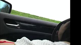 Uomo, questo voyeur milanese ha trovato una milf stupenda da guardare