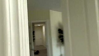 Chloe Temple raziskuje tabu stvari z Jackom Vegasom v pov pihanju in hardcore ritki 😈