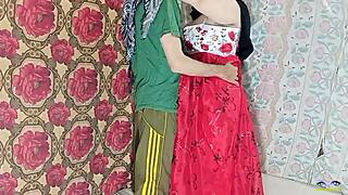 चब्बी इंडियन भाभी के साथ ऐनल इतना अच्छा दर्द देता है। क्लियर हिंदी ऑडियो मेरी इच्छा बढ़ाता है।