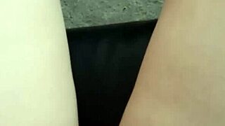 Şehvetli mature Gretala çayır mağarasında heyecanlanır, amı açık orgazm olur