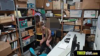 Ξανθιά Ενήλικη 18+ Νιώθει Ακατέργαστη Θρίλερ Με Αστυνομικούς Μολ Σκληρό Χτύπημα