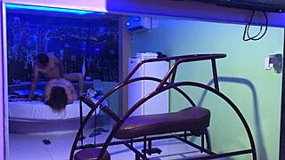 Ruchał Mnie Mocno W Motelowym Pokoju, Trzęsąc Moją Dupą Swoim Monstrualnym Chujem.