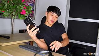 Student Knullar Min Röv Efter Massage