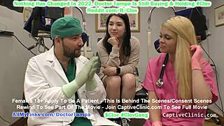 الدكتور تامبا يفحص مينا مونز سراً في امتحان داخلي