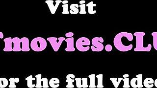 Lezbiyen Güzeller Yoğun Am Yalama ve Parmaklama Sırasında İnliyor