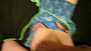 Liten spinner Richelle Rose tåler dobbel creampie ydmykelse