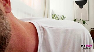 Danny Steelen lihaksikas vartalo kiusaa sinua POV:ssa