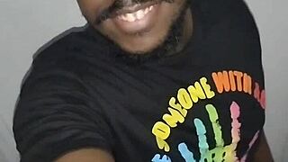 Mal posso esperar pela próxima vez para me masturbar por diversão.