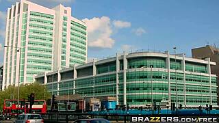 Doktor periksa ereksi remaja 18+ di hospital!