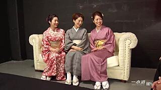 이-이게 믿어지나, 성숙한 여자들 오르기 파티!