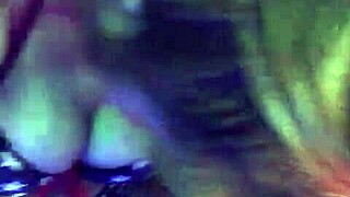 Kaunis Ate tanssii lähikuvassa