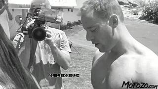 Ei, confira essa morena de 18 anos arrasando no seu primeiro vídeo de sexo no Mofozo!