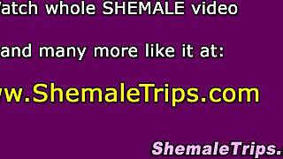 Trans dame bliver gennemblødt i varm sæd