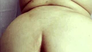 Intenzivno jebanje moje drugarice iz škole u leginsama